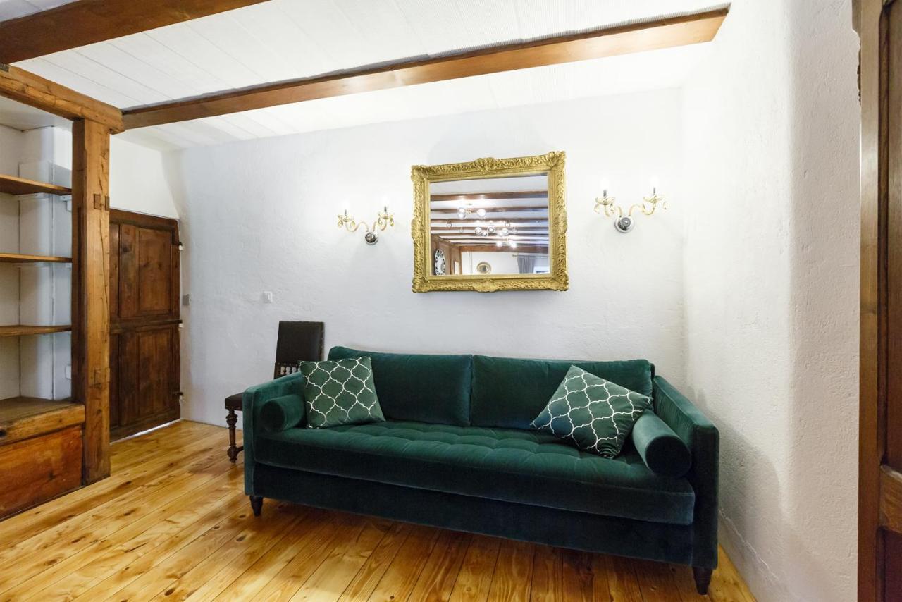 A Castle Spirit Apartment In Chateau Du Chatelard Clarens Esterno foto